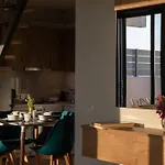 A V Luxury With Private Pools Apartment