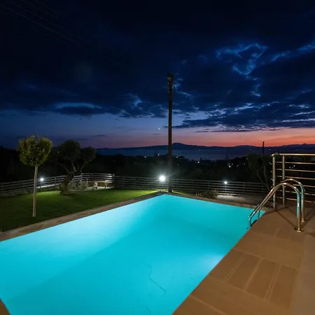 아파트 A V Luxury With Private Pools 칼라마타