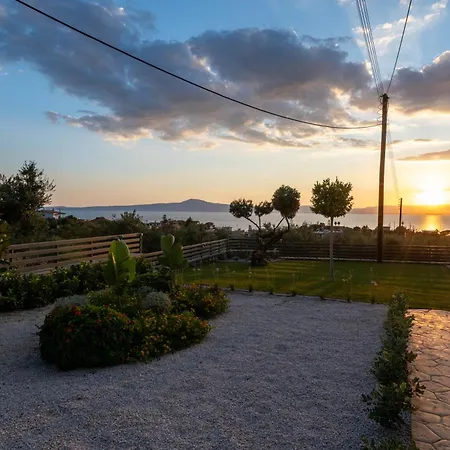 A V Luxury With Private Pools *