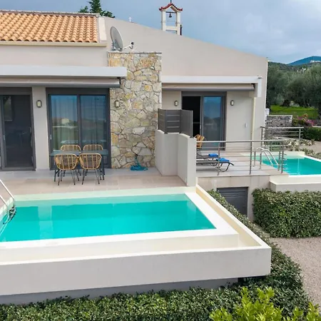 Apartment A V Luxury With Private Pools
