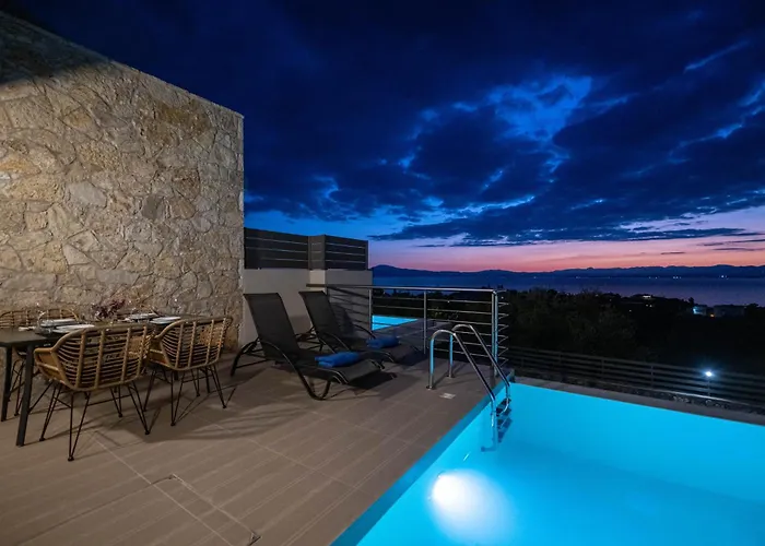 Apartment A V Luxury With Private Pools *