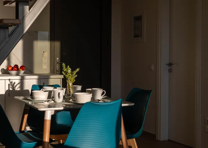 A V Luxury With Private Pools Kalamata