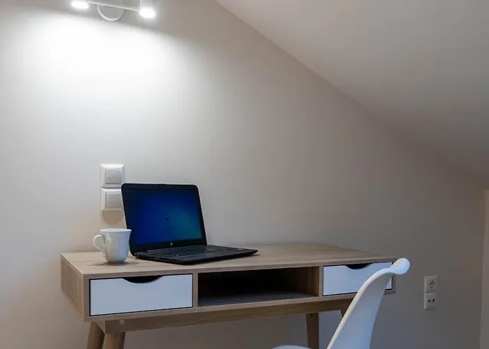 A V Luxury With Private Pools * Kalamata